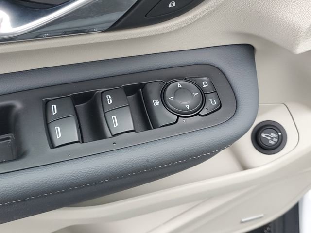 Certified 2024 GMC Terrain Denali w/ Denali Premium Package image 17