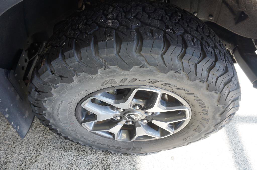 Used 2023 Ford Bronco Badlands image 8