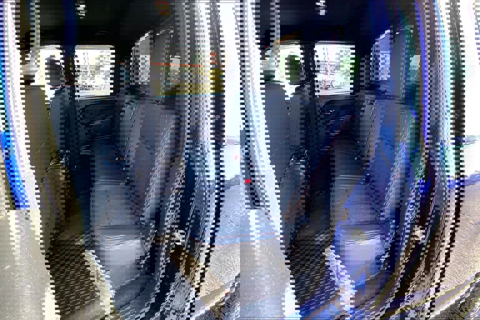 Used 2023 Nissan Titan PRO-4X image 20