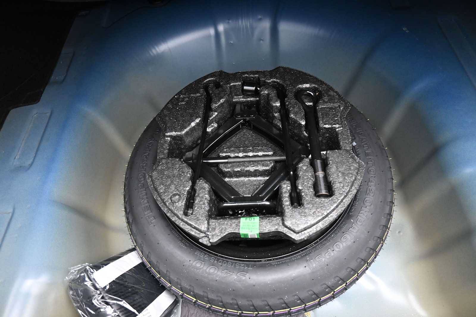 Certified 2025 Hyundai Elantra SE FWD image 21