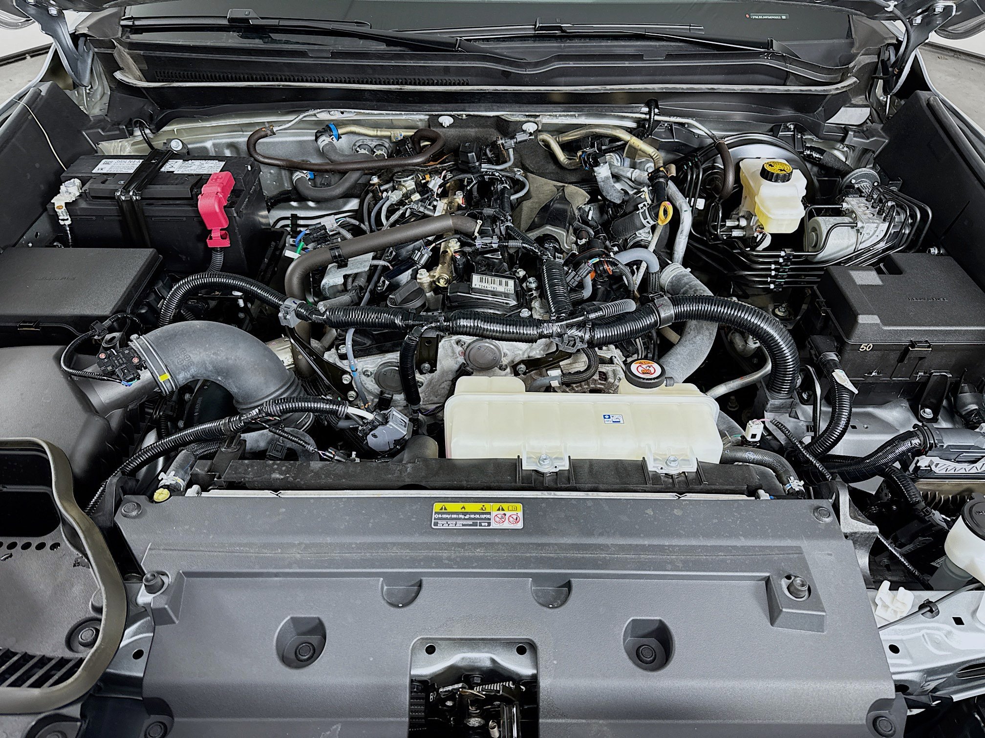 Certified 2025 Toyota Tacoma TRD Off-Road AWD/4WD image 27