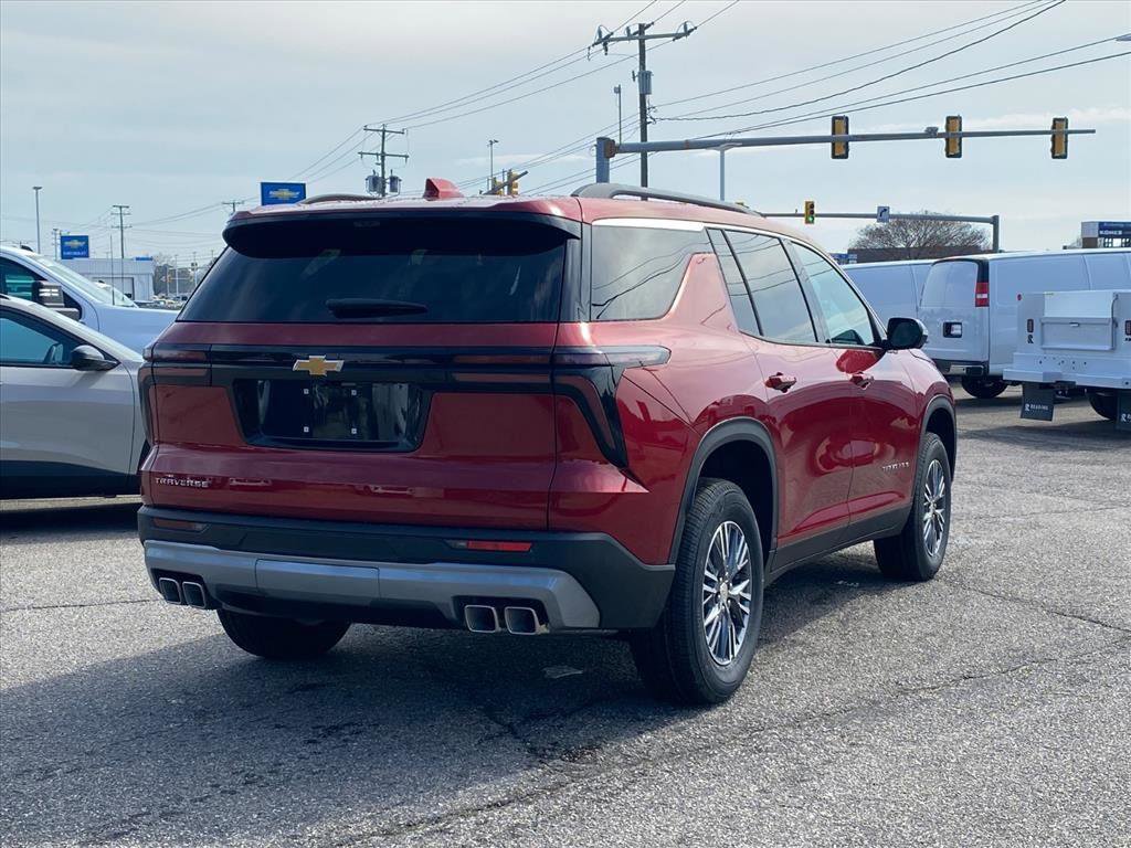 New 2026 Chevrolet Traverse LT w/ Driver Confidence Package image 3