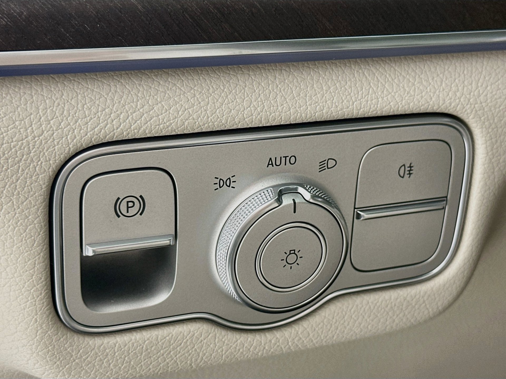 New 2027 Mercedes-Benz GLS 450 4MATIC image 11