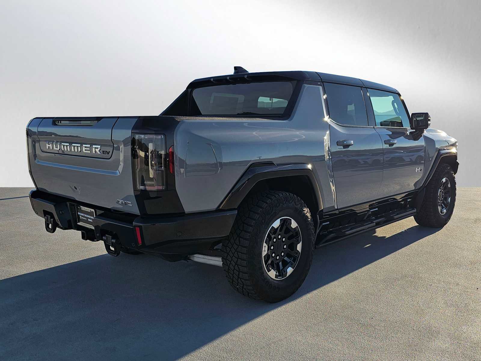 Used 2025 GMC Hummer EV 3X w/ Extreme Off-Road Package image 3