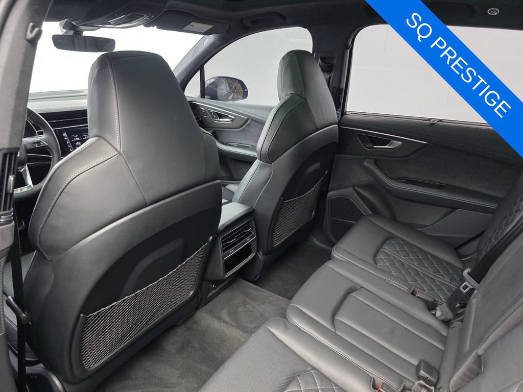 Used 2023 Audi SQ7 Prestige AWD/4WD image 15