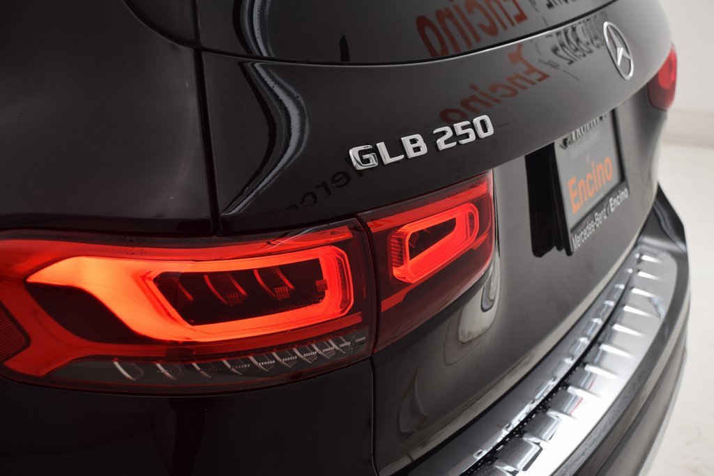 Certified 2022 Mercedes-Benz GLB 250 image 12