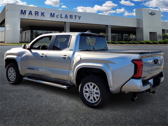 Used 2025 Toyota Tacoma SR5 image 5