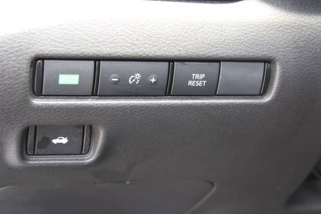 Used 2025 Nissan Sentra S image 11