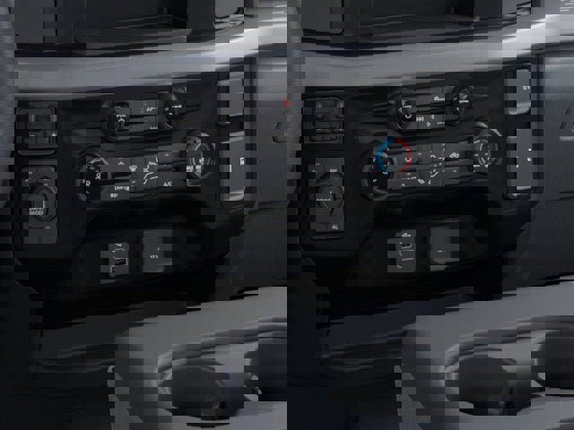 New 2026 Ford F550 4x4 Crew Cab image 40