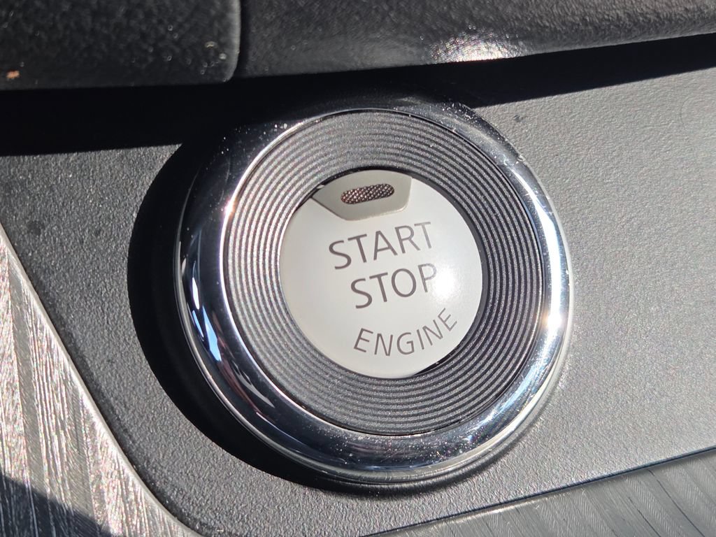 Used 2015 Nissan Murano S w/ Navigation Package FWD image 12