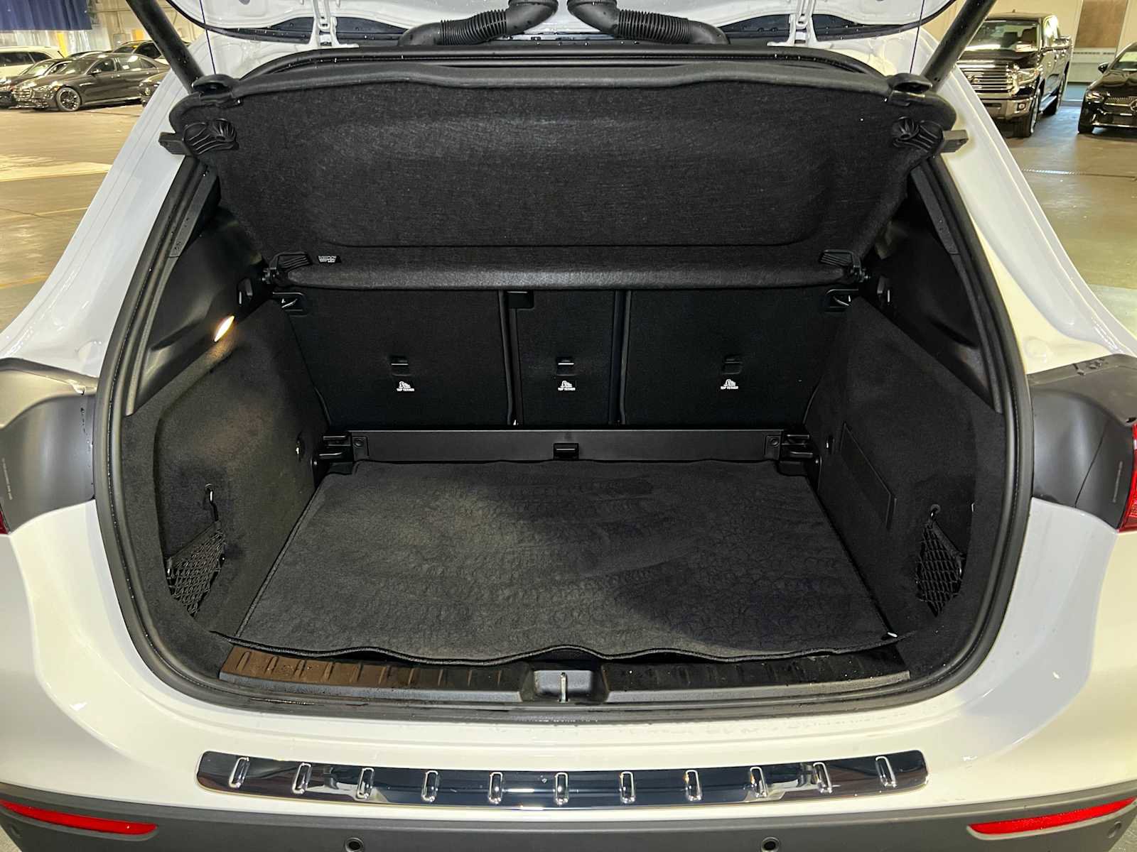 Used 2025 Mercedes-Benz GLA 250 4MATIC image 16