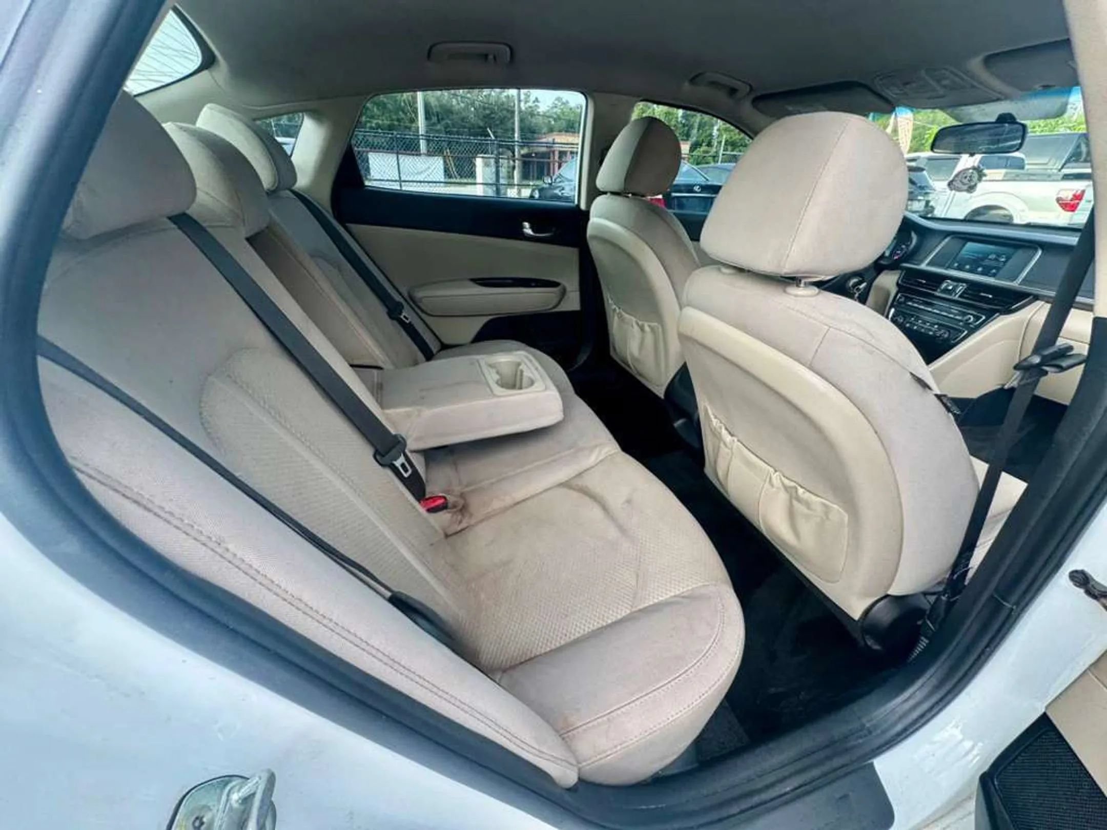 Used 2018 Kia Optima LX w/ 17" Alloy Wheels Package FWD image 24