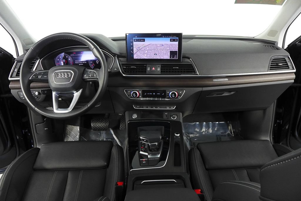 Used 2023 Audi Q5 2.0T Prestige w/ Prestige Package AWD/4WD image 25