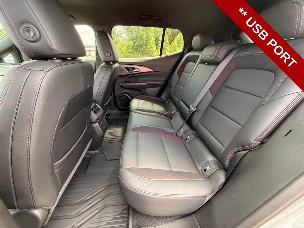 Used 2024 Chevrolet Equinox EV RS FWD image 12