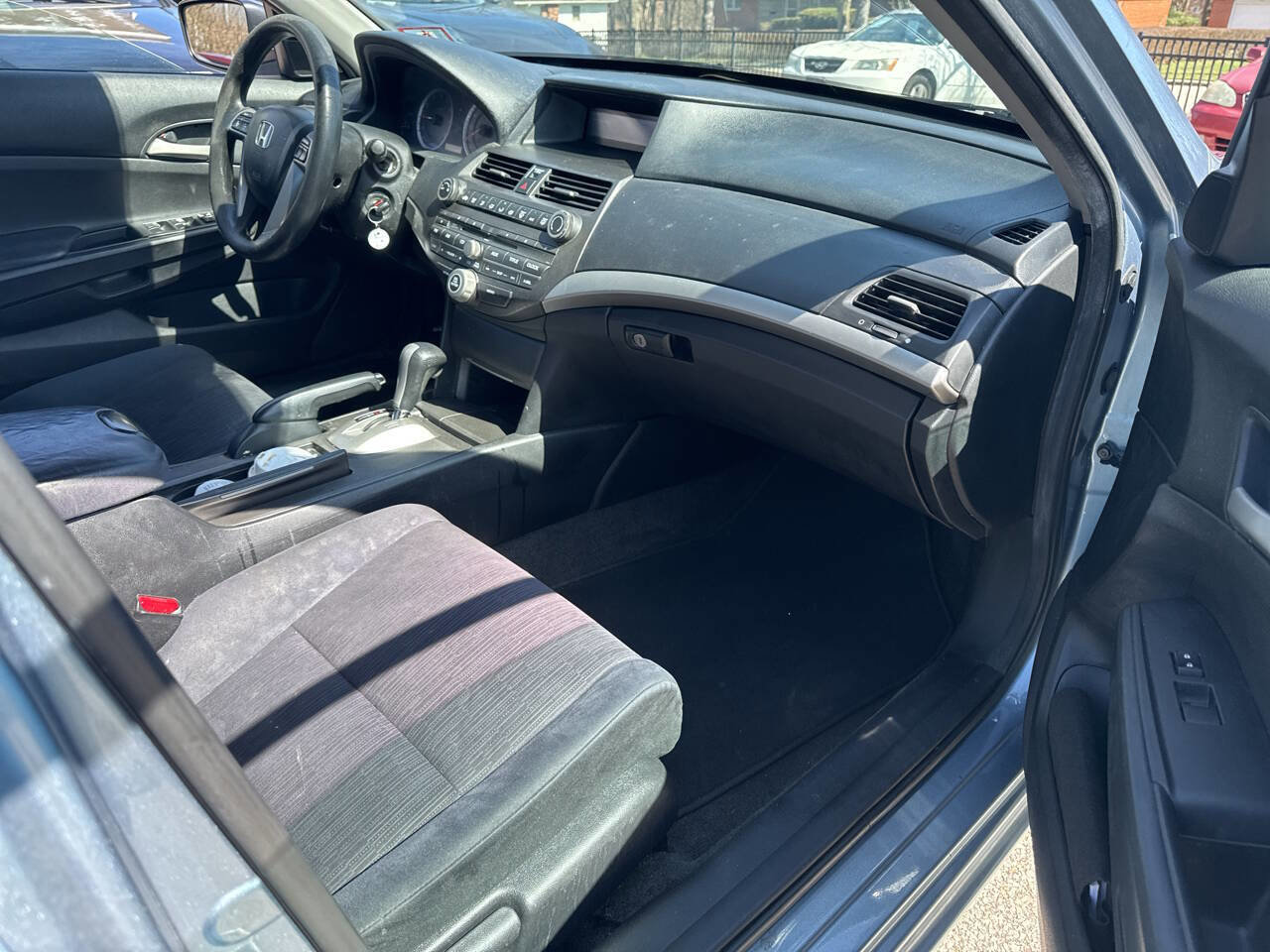 Used 2012 Honda Accord LX image 7