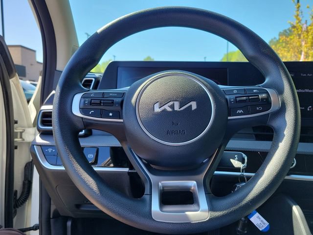 Used 2023 Kia Sportage LX image 21