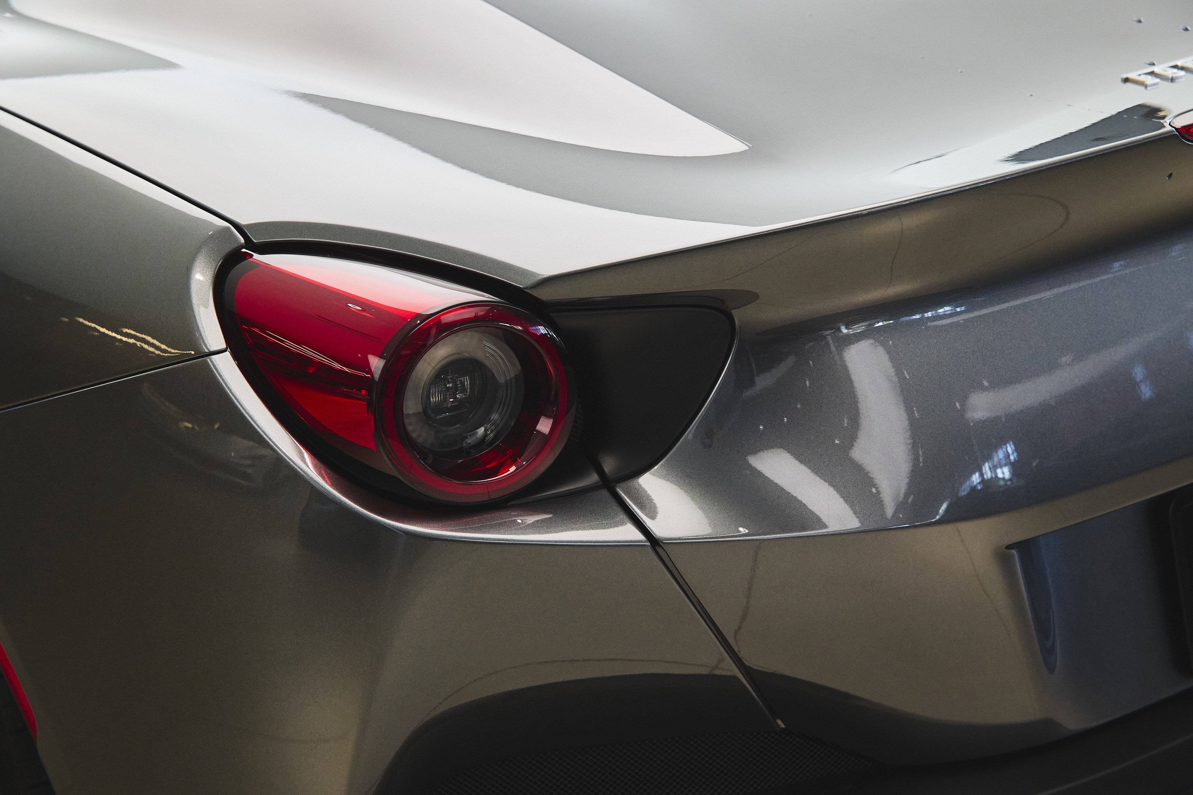 Used 2019 Ferrari Portofino RWD image 51
