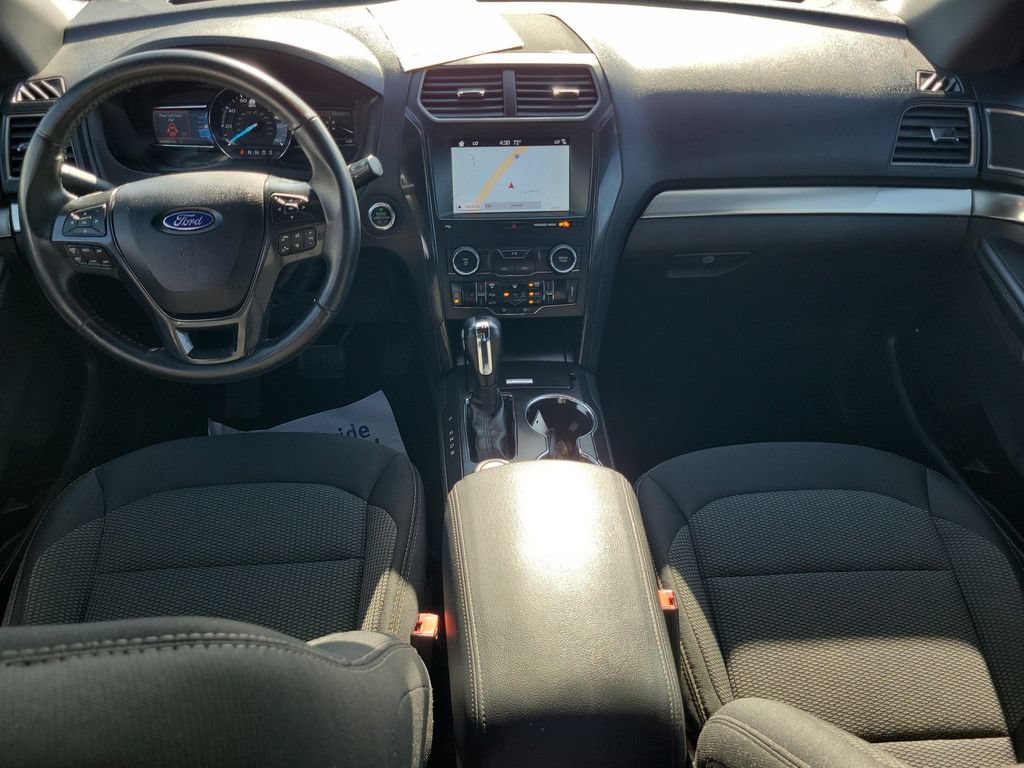 Used 2019 Ford Explorer XLT AWD/4WD image 29