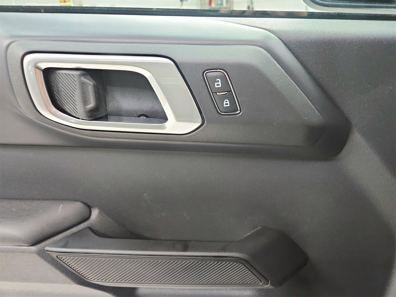 New 2025 Ford Bronco Outer Banks w/ Sasquatch Package image 35