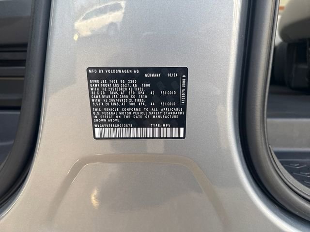 Used 2025 Volkswagen ID. Buzz 1st Edition image 21