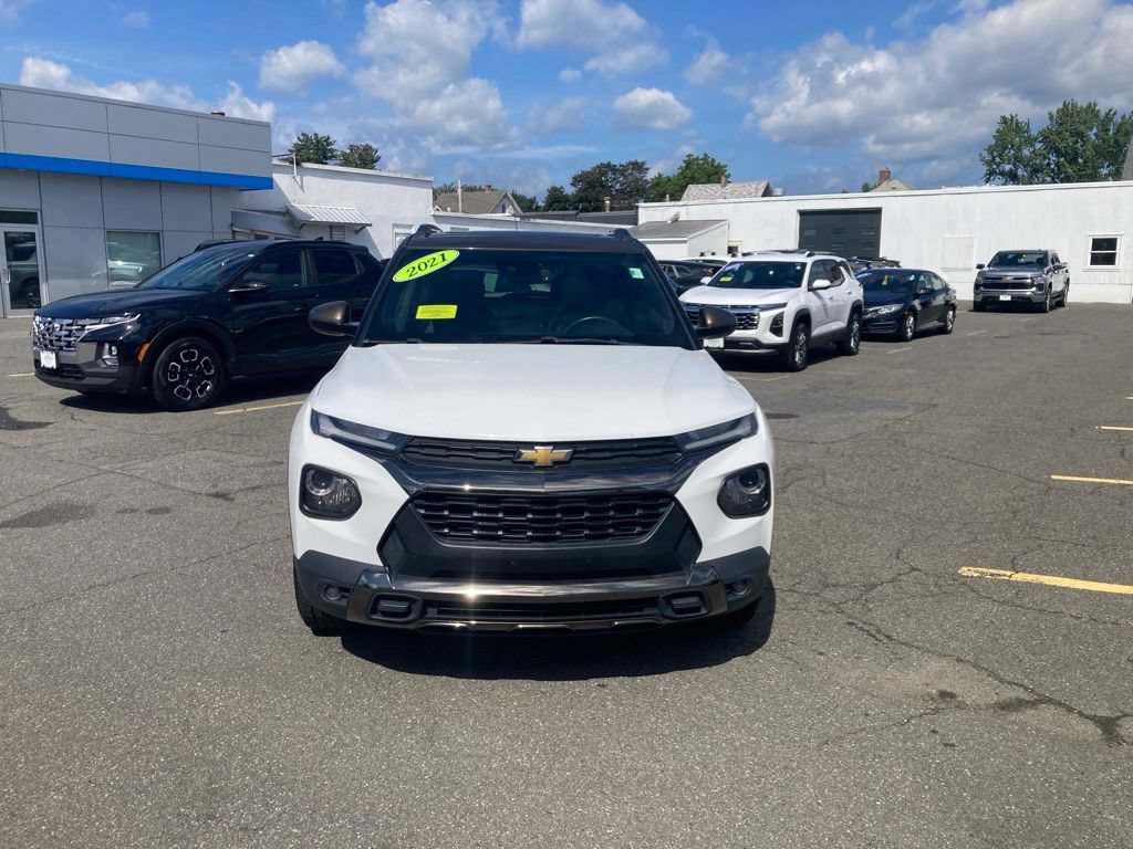 Used 2021 Chevrolet TrailBlazer ACTIV w/ Sun and Liftgate Package AWD/4WD image 2