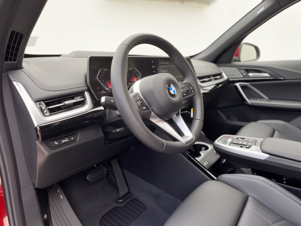 New 2027 BMW X1 xDrive28i AWD/4WD image 4