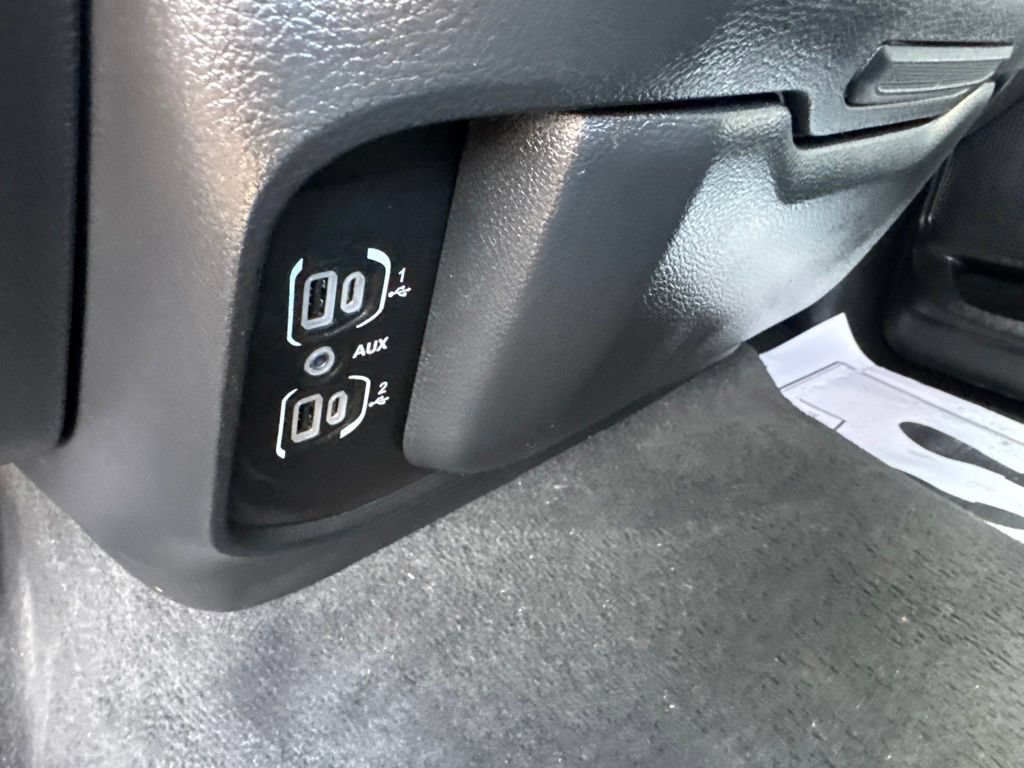 Used 2023 RAM 1500 Lone Star AWD/4WD image 16
