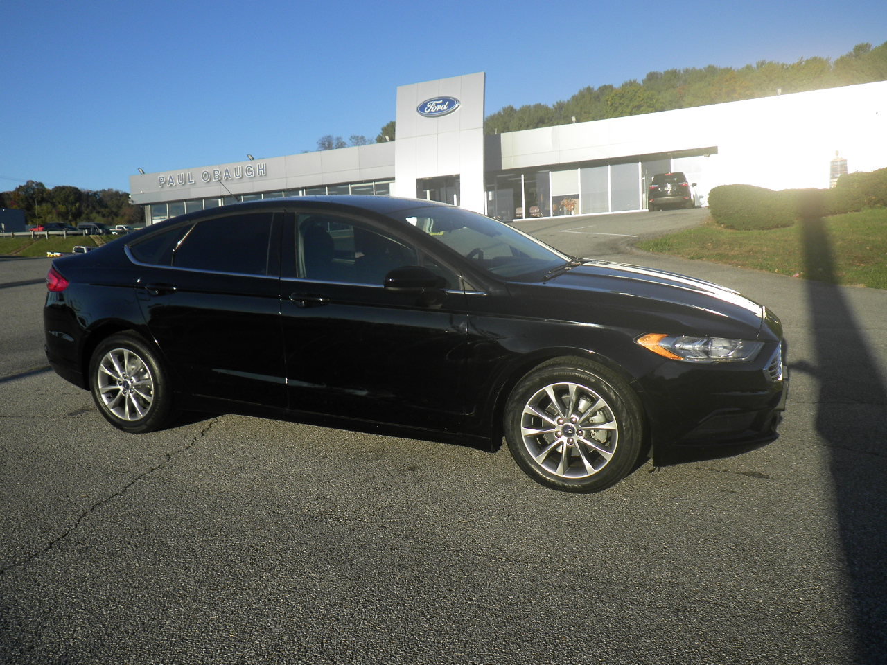 Used 2017 Ford Fusion SE image 8