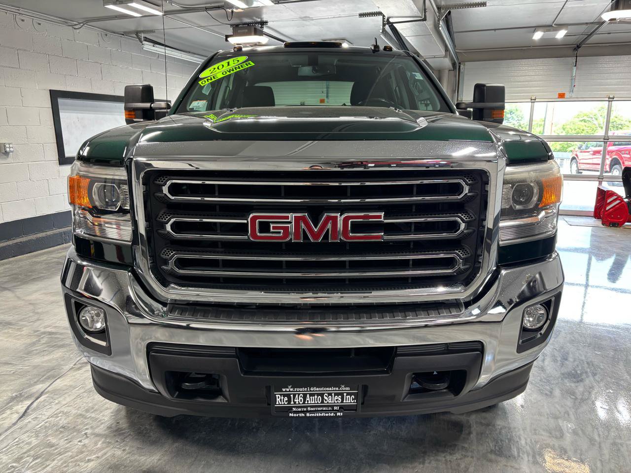 Used 2015 GMC Sierra 2500 SLE w/ SLE Preferred Package AWD/4WD image 4