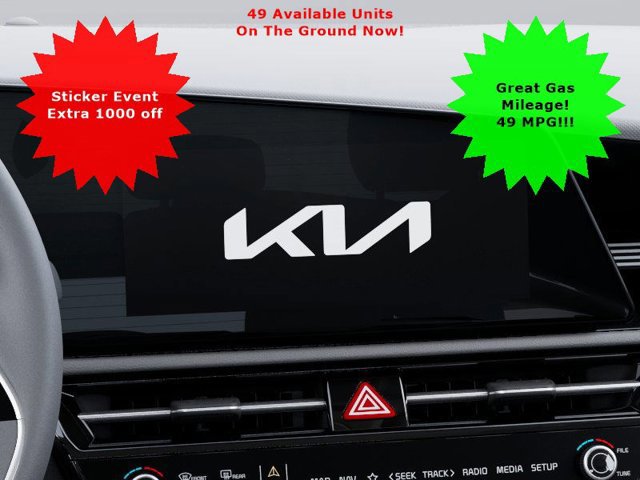 New 2025 Kia Niro EX Touring image 18