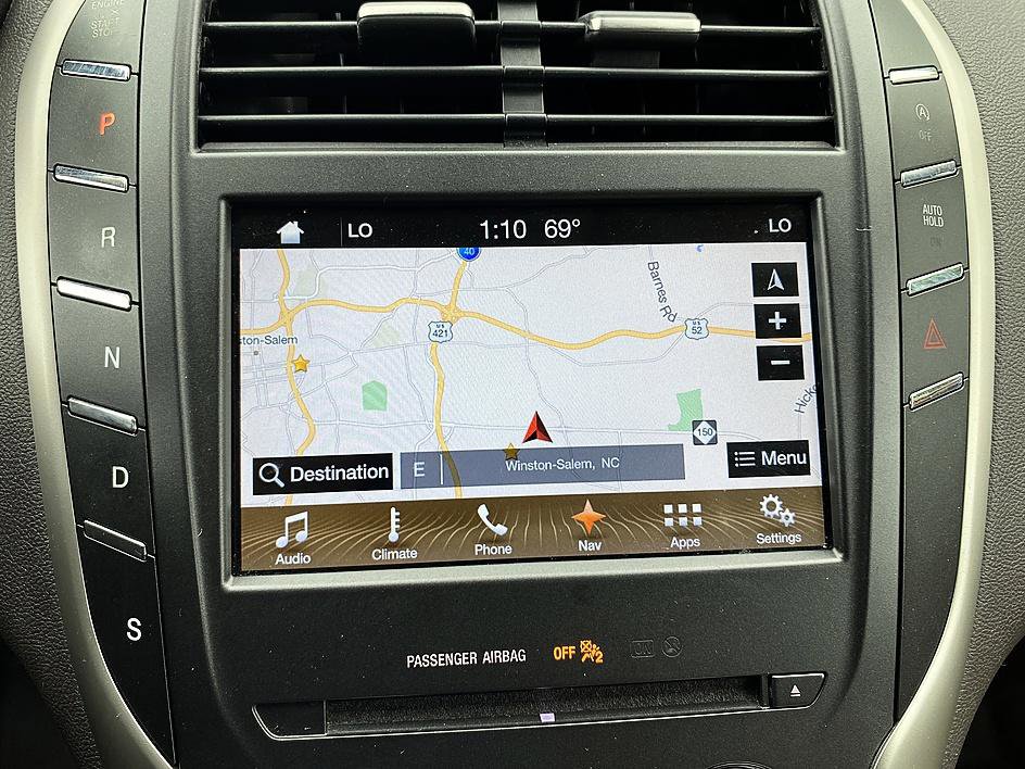 Used 2018 Lincoln MKC Select w/ Select Plus Package FWD image 16