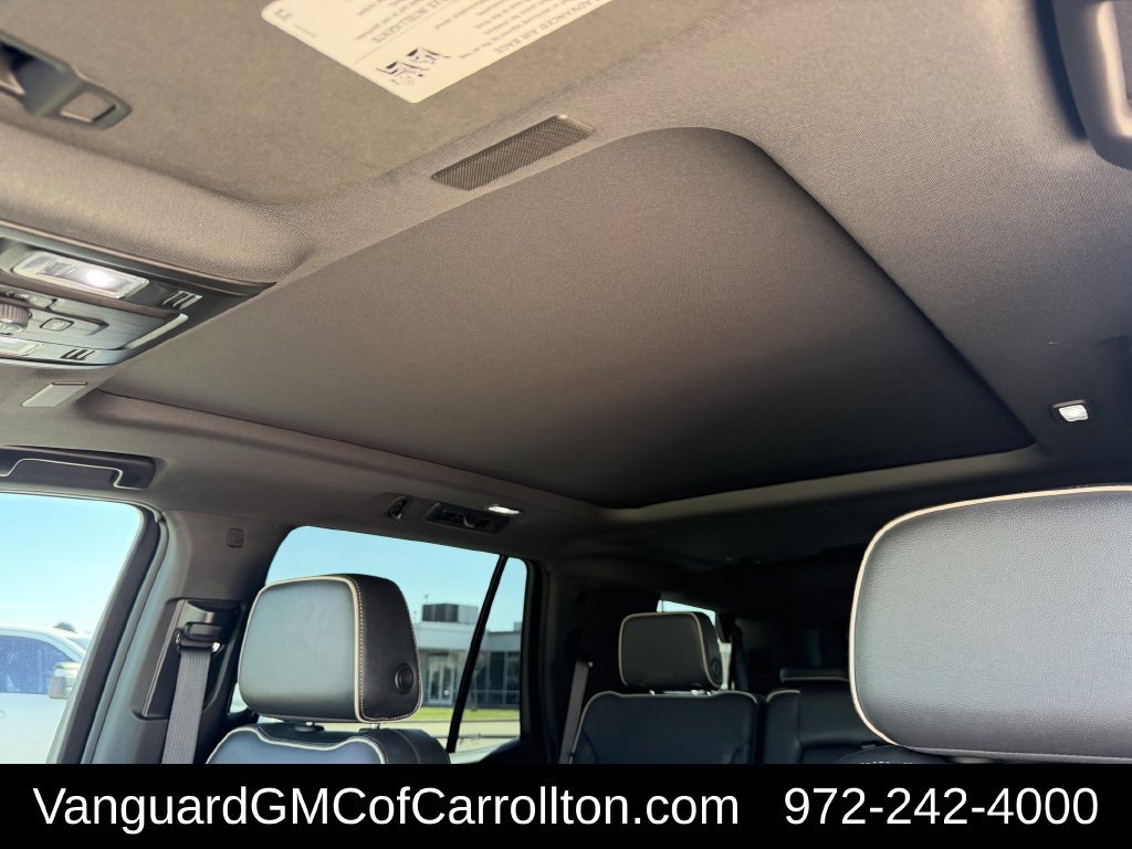 Used 2025 GMC Yukon Elevation w/ LPO, Yukon Black Package AWD/4WD image 28