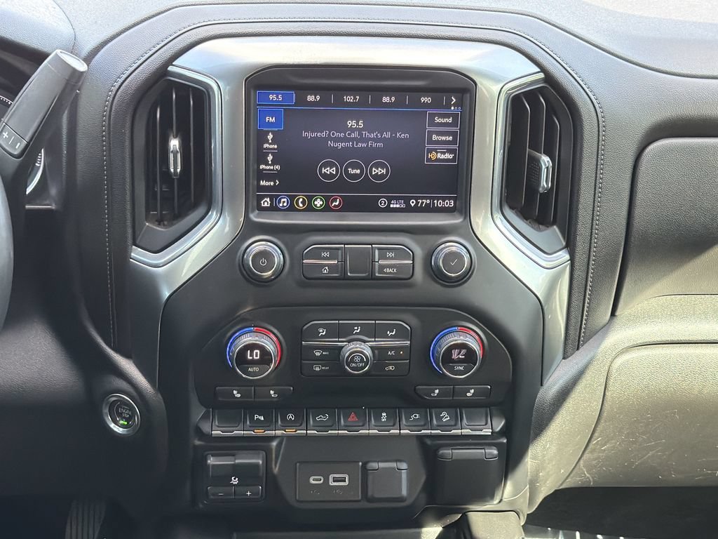 Used 2020 Chevrolet Silverado 1500 RST w/ All-Star Edition AWD/4WD image 4