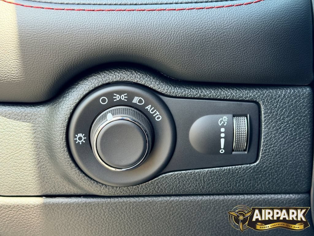 New 2026 Dodge Durango GT w/ Blacktop Package AWD/4WD image 17