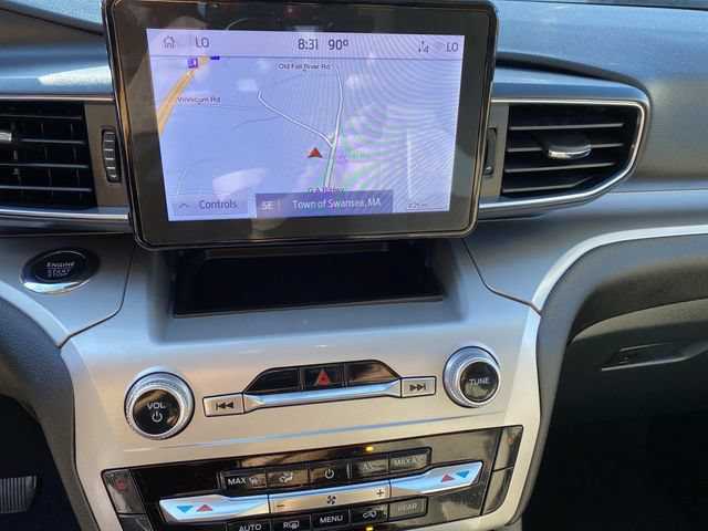 Used 2022 Ford Explorer XLT w/ Equipment Group 202A AWD/4WD image 10