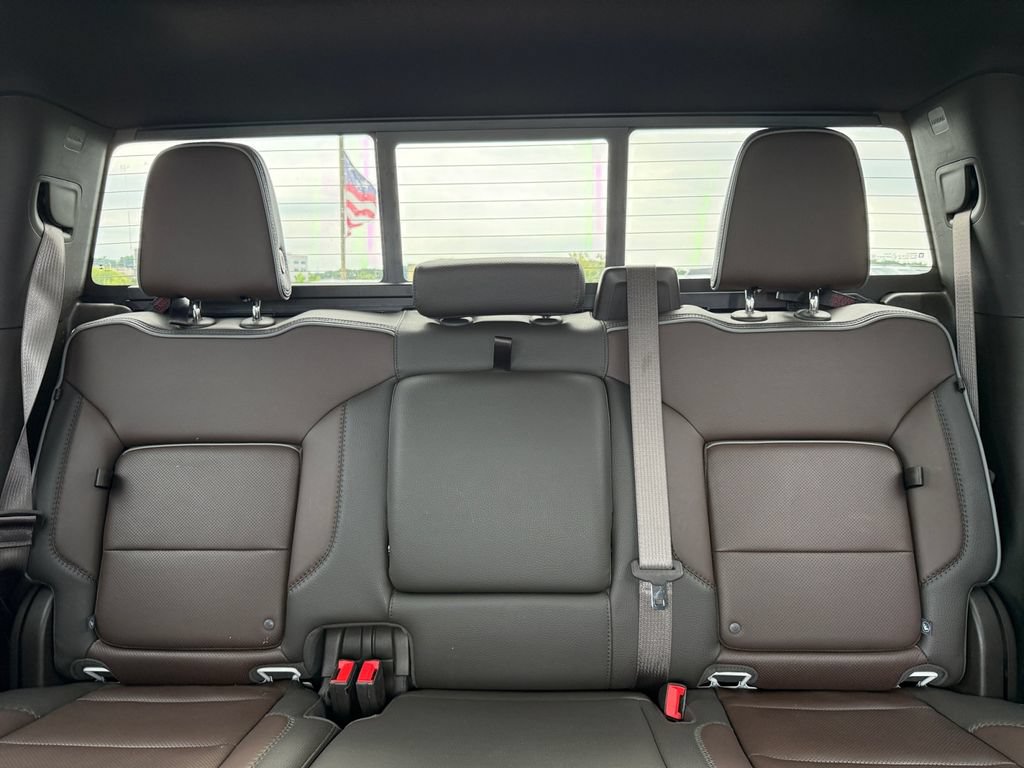 Used 2025 GMC Sierra 1500 Denali w/ Denali Reserve Package AWD/4WD image 47