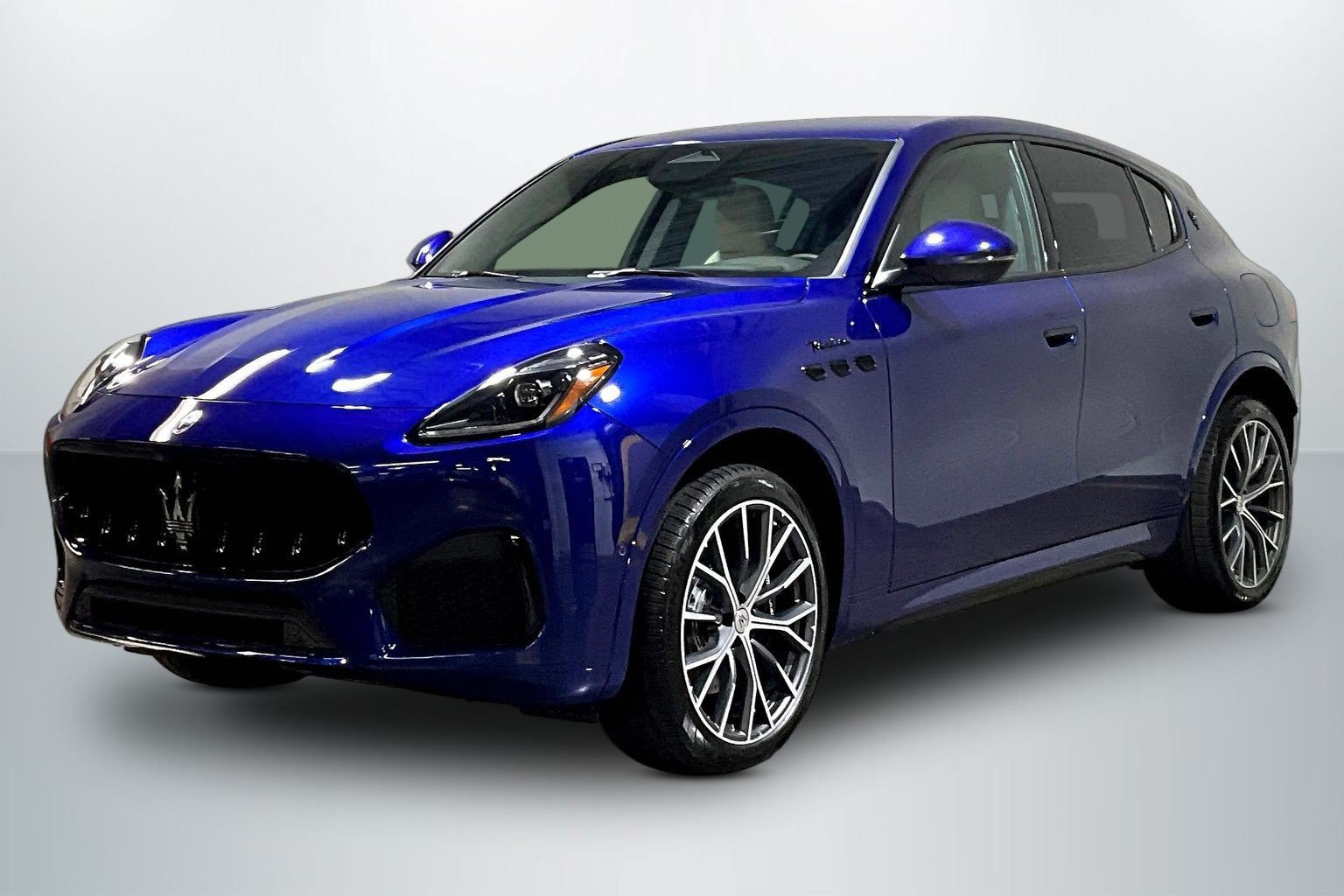 New 2026 Maserati Grecale Modena AWD/4WD image 2