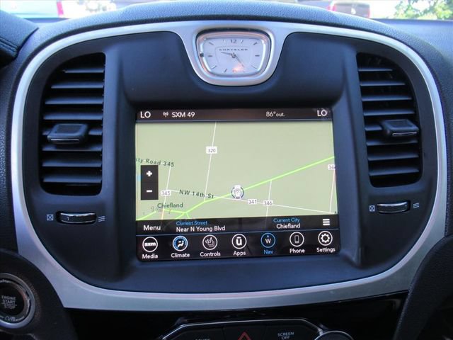 Certified 2023 Chrysler 300 Touring L w/ Popular Equipment Group RWD image 25