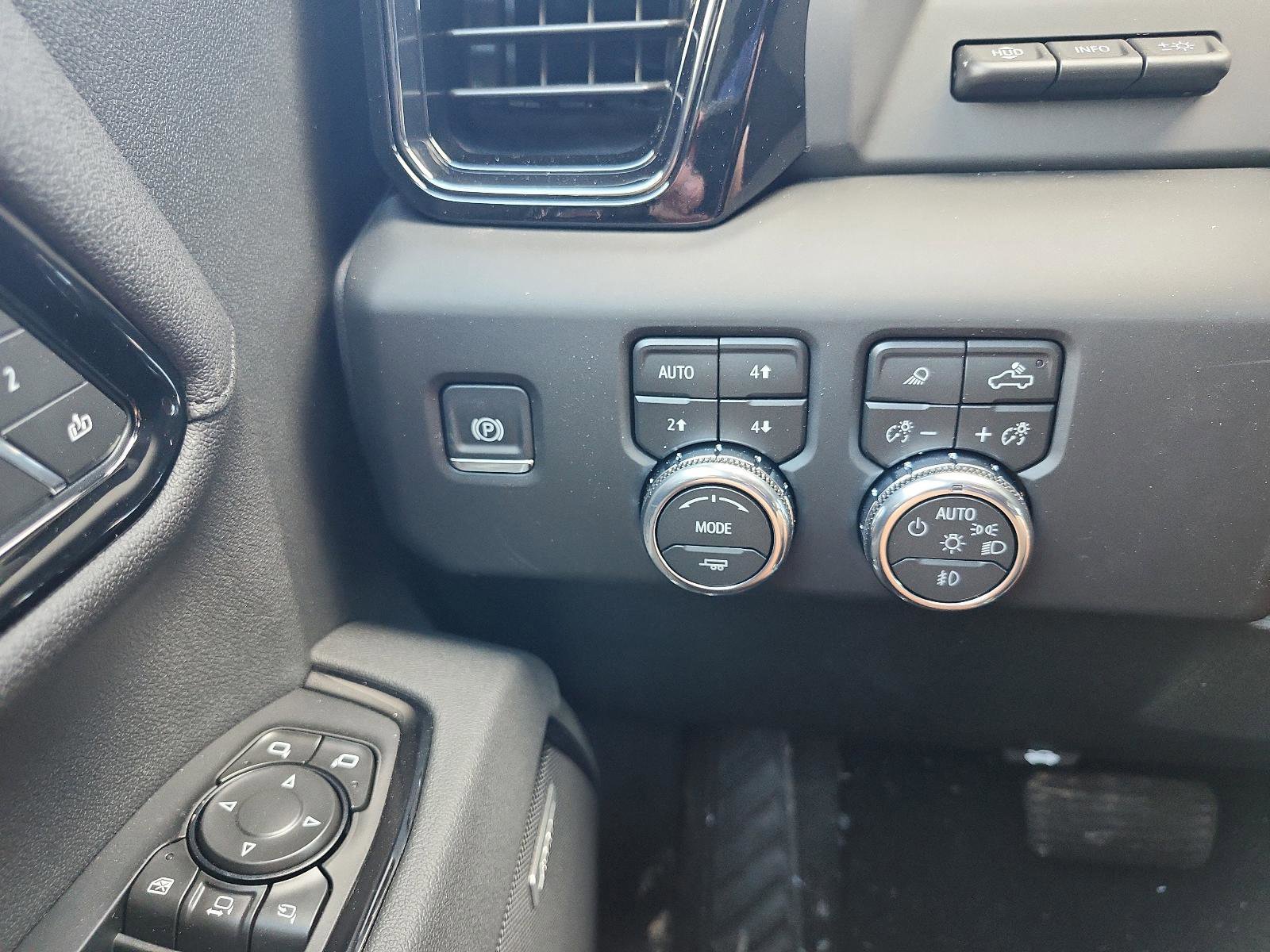 New 2026 GMC Sierra 2500 AT4 w/ AT4 Premium Plus Package AWD/4WD image 21