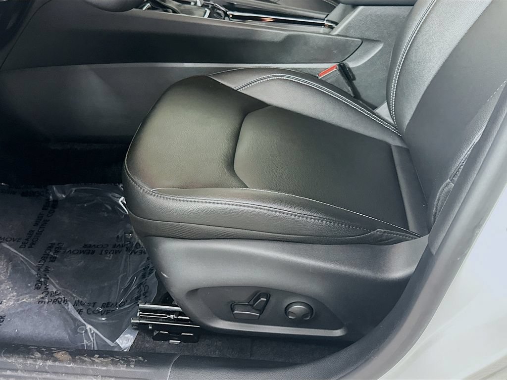 Certified 2025 Jeep Compass Limited AWD/4WD image 29
