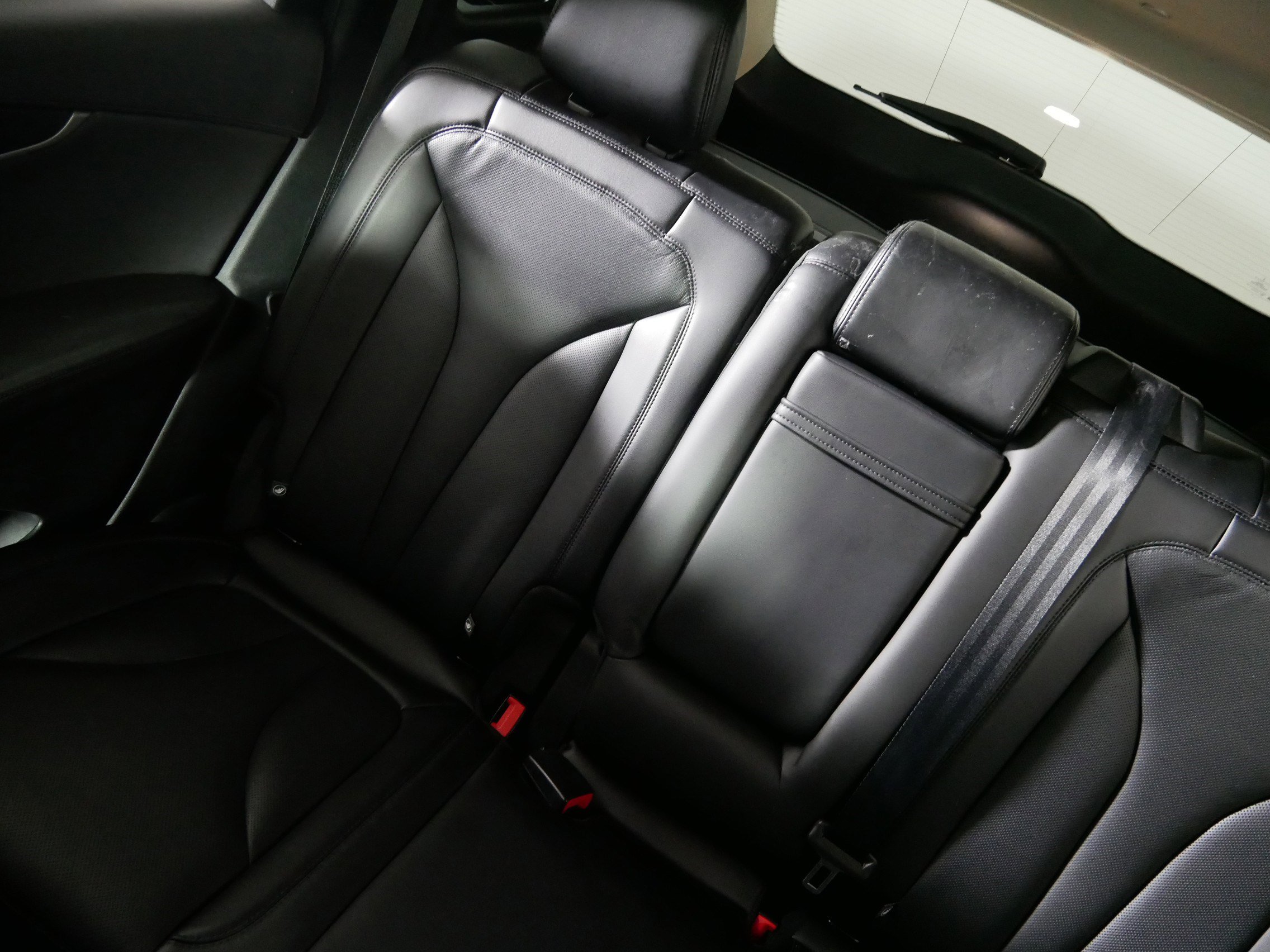 Used 2023 Lincoln Nautilus Reserve w/ Equipment Group 201A image 12