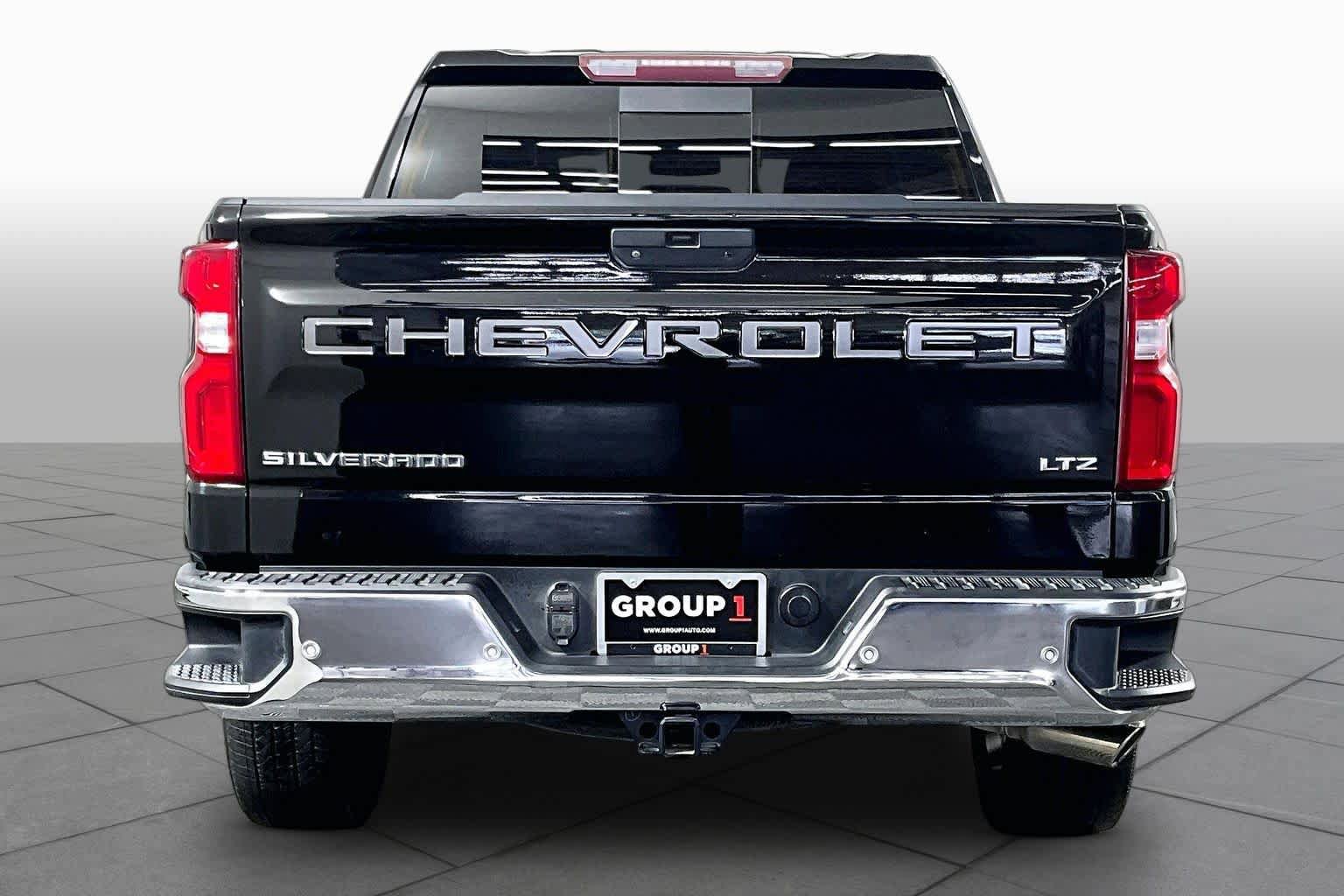 Used 2019 Chevrolet Silverado 1500 LTZ w/ LTZ Texas Edition RWD image 5