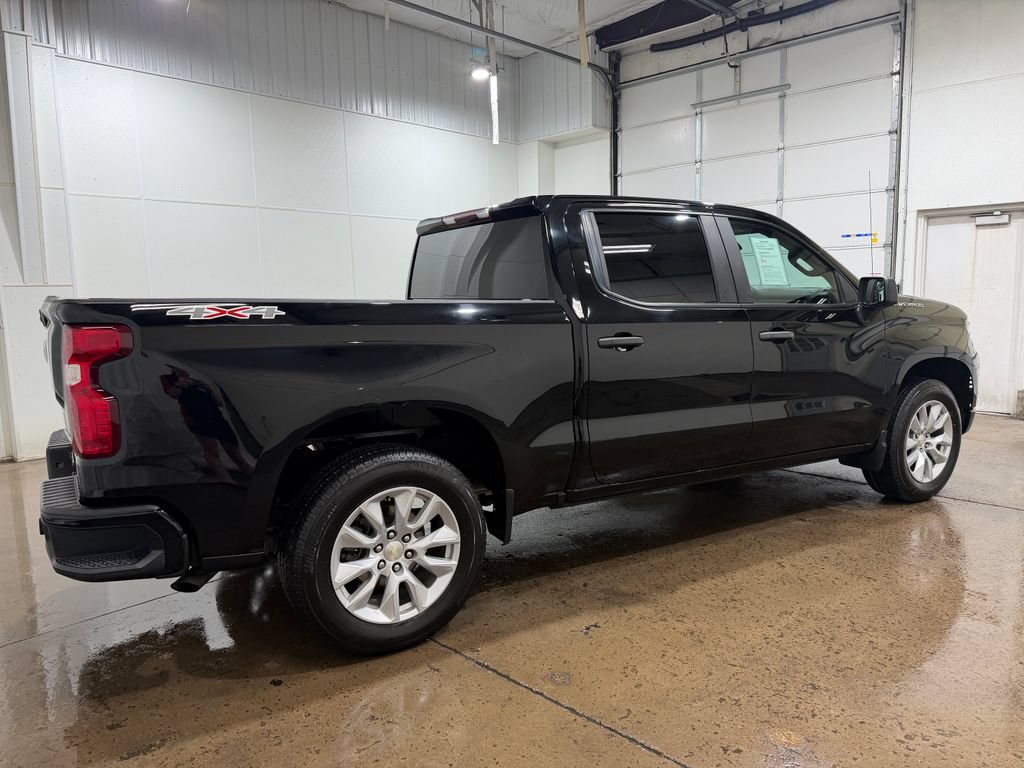 Used 2022 Chevrolet Silverado 1500 Custom AWD/4WD image 12