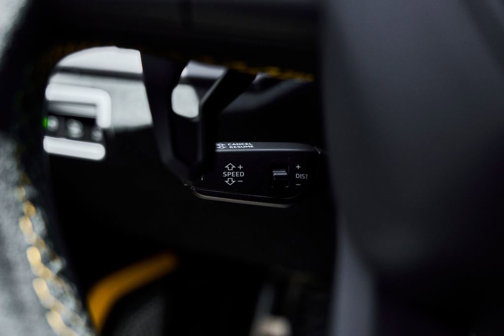 Used 2024 Lamborghini Urus Performante AWD/4WD image 71