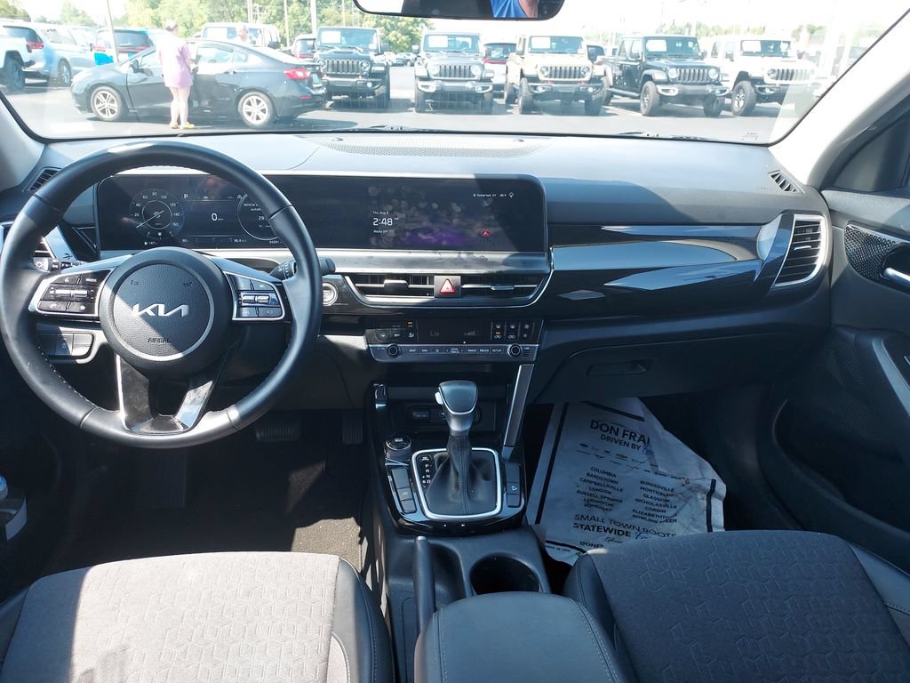Certified 2024 Kia Seltos S FWD image 18