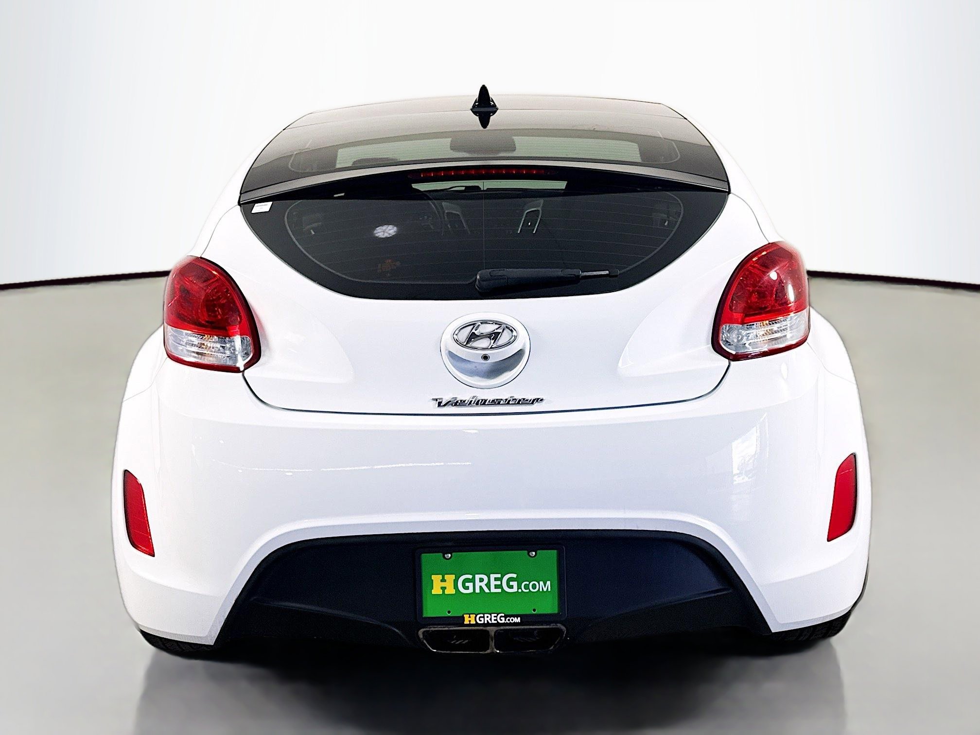 Used 2017 Hyundai Veloster Value Edition image 8