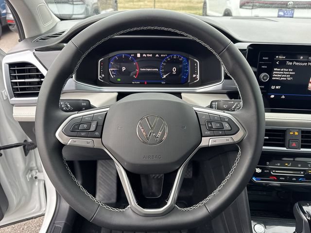 New 2026 Volkswagen Taos SEL AWD/4WD image 17