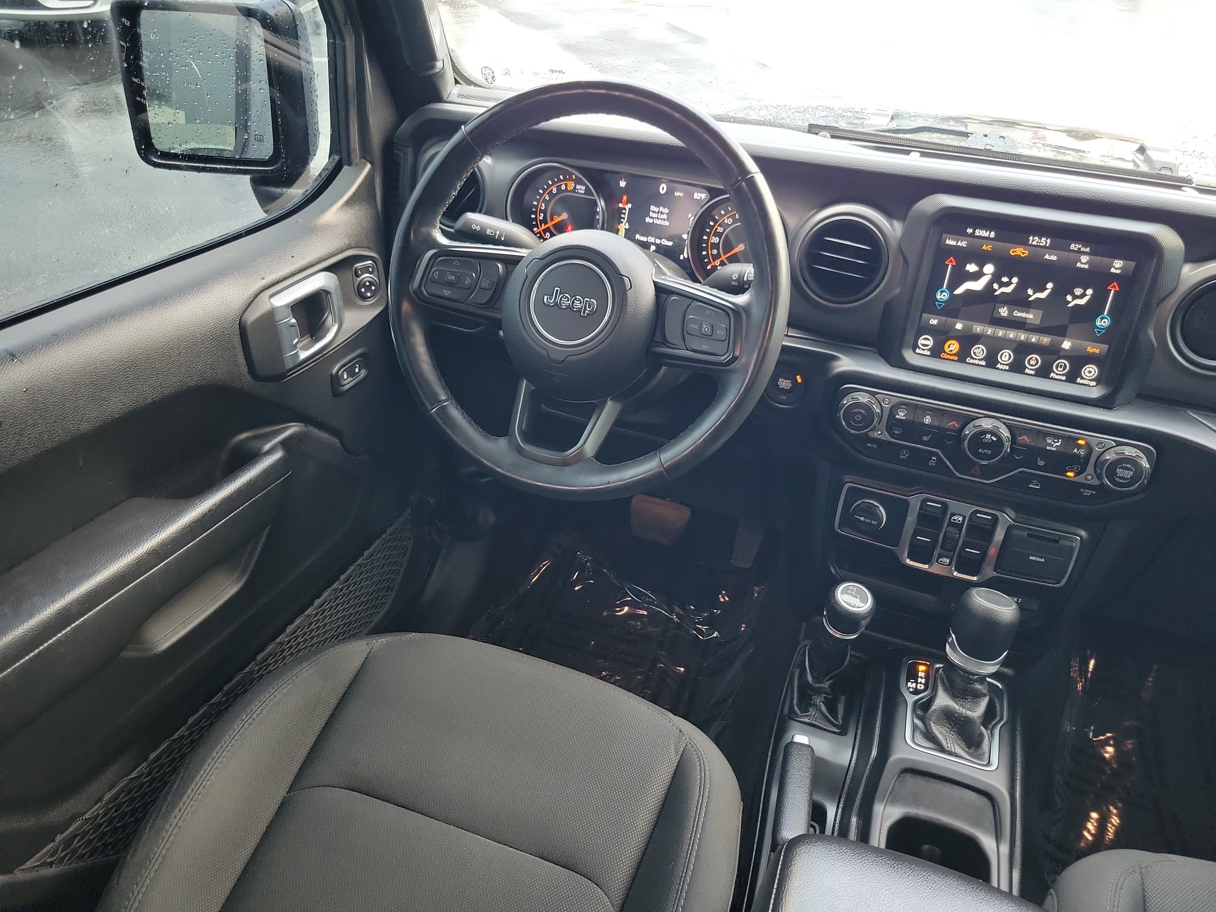 Used 2022 Jeep Gladiator Sport AWD/4WD image 13