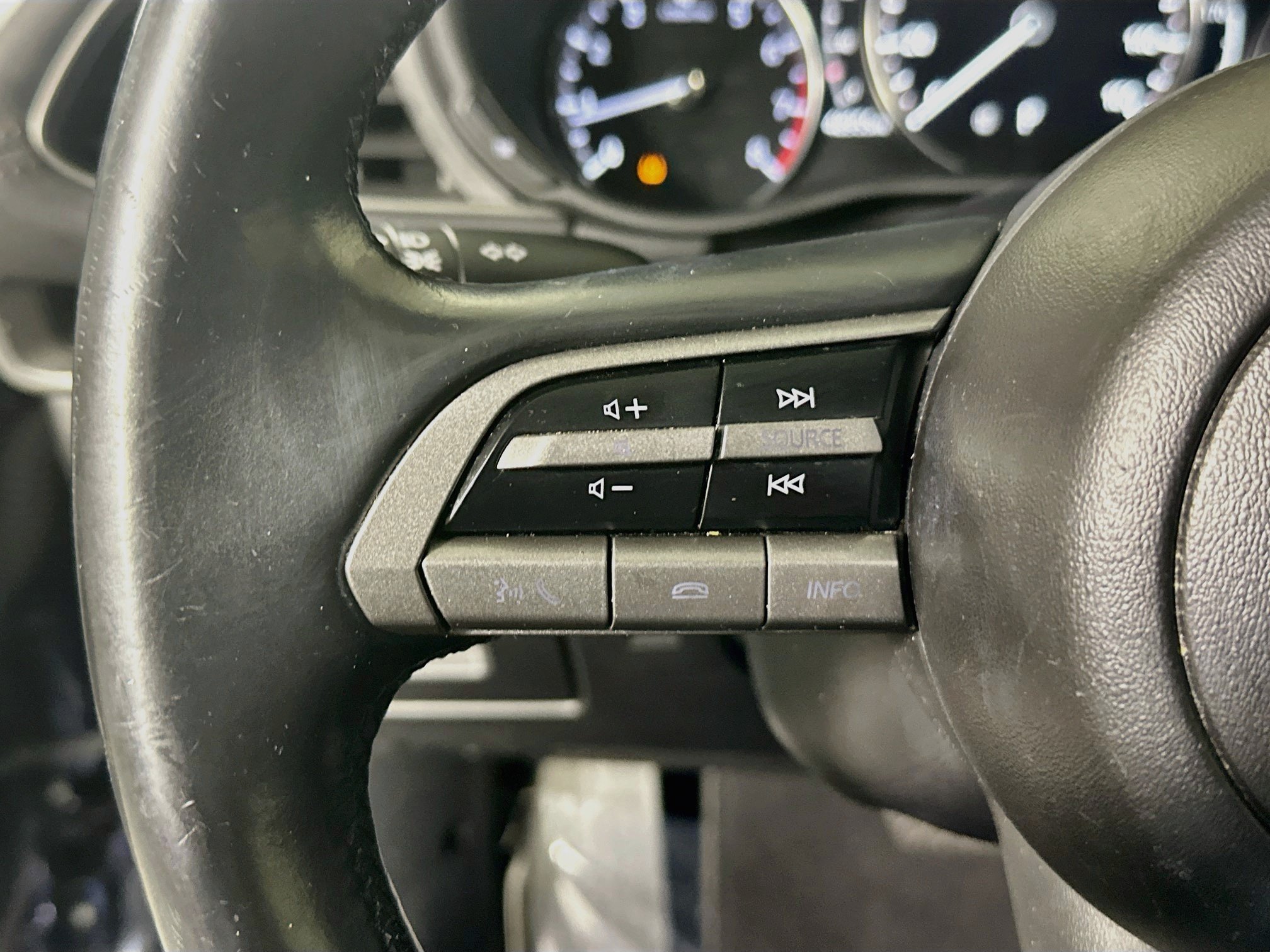 Used 2021 MAZDA MAZDA3 s FWD image 16