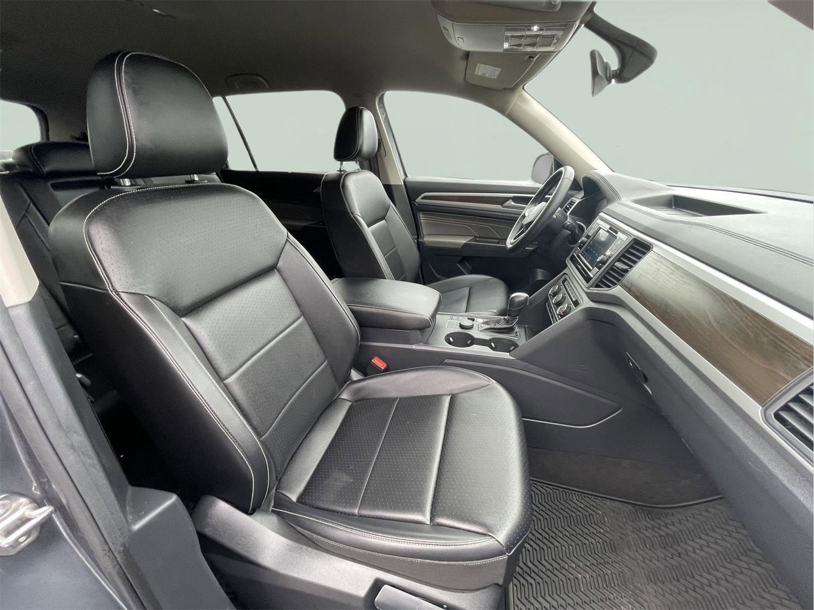 Used 2022 Volkswagen Atlas SE image 24